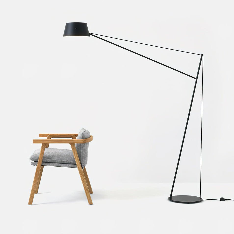 Miruena lámpara de pie minimalista