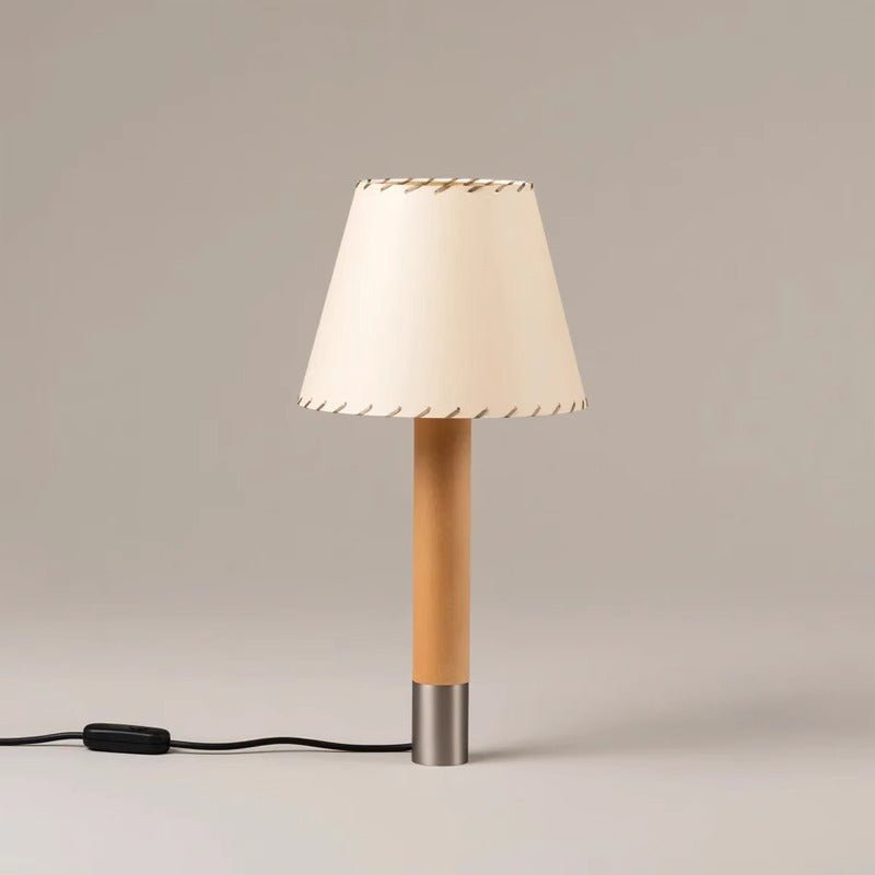 Bravique lámpara de mesa Stitched