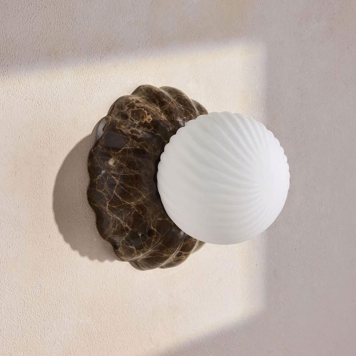 Cova aplique de pared
