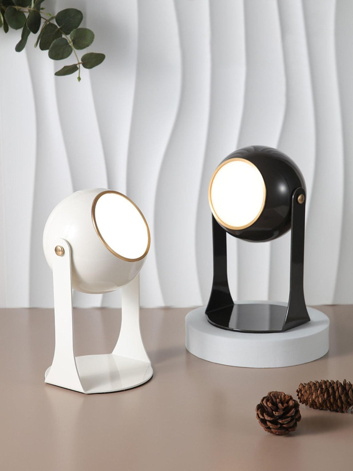 Ulsken lámpara de mesa de acrílico minimalista