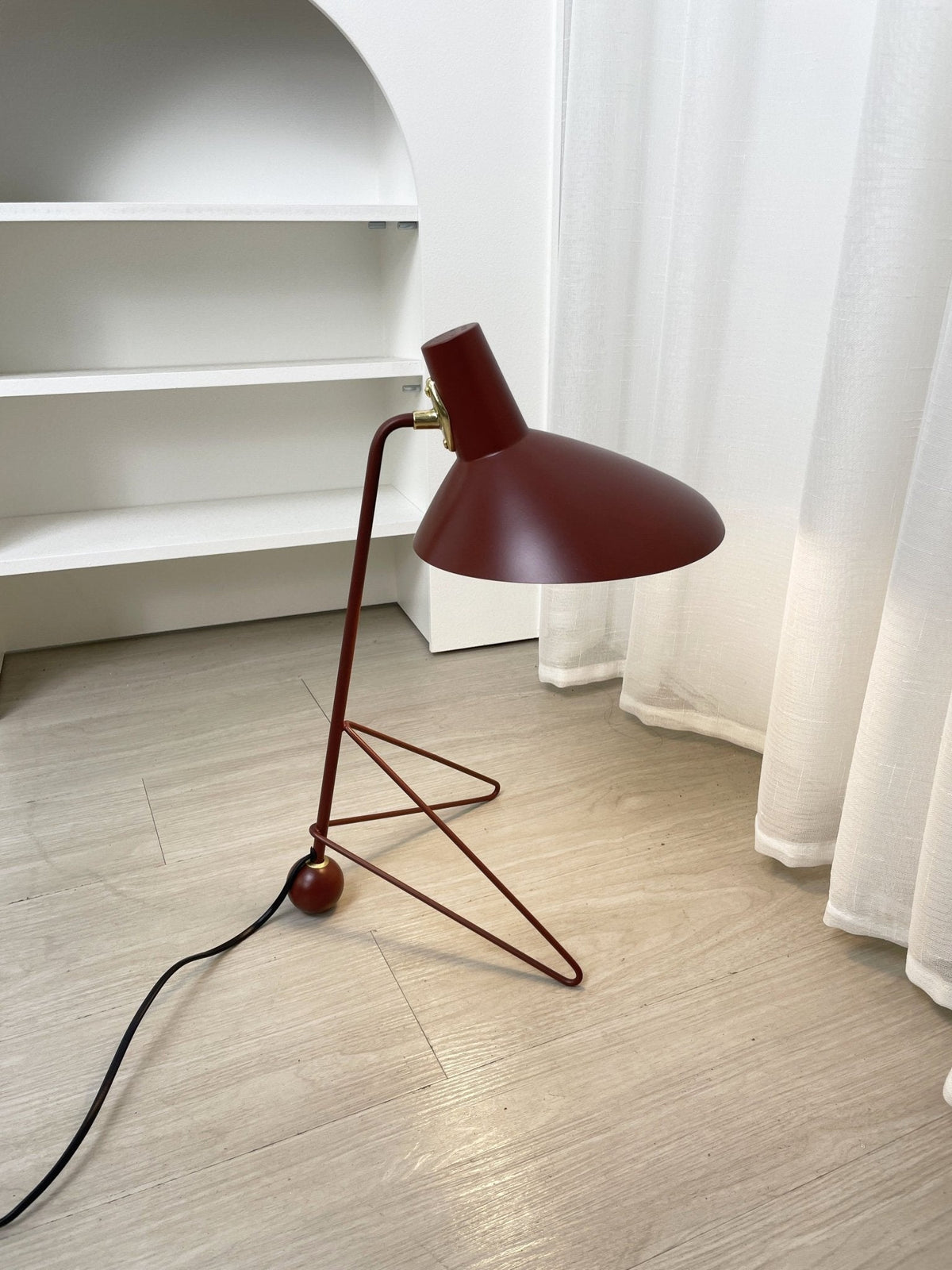 Pivot lámpara de mesa industrial