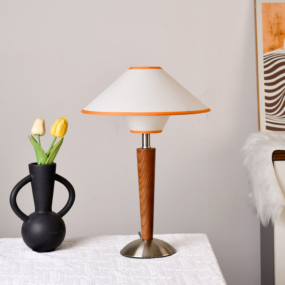 Roka lámpara de mesa Talonwood