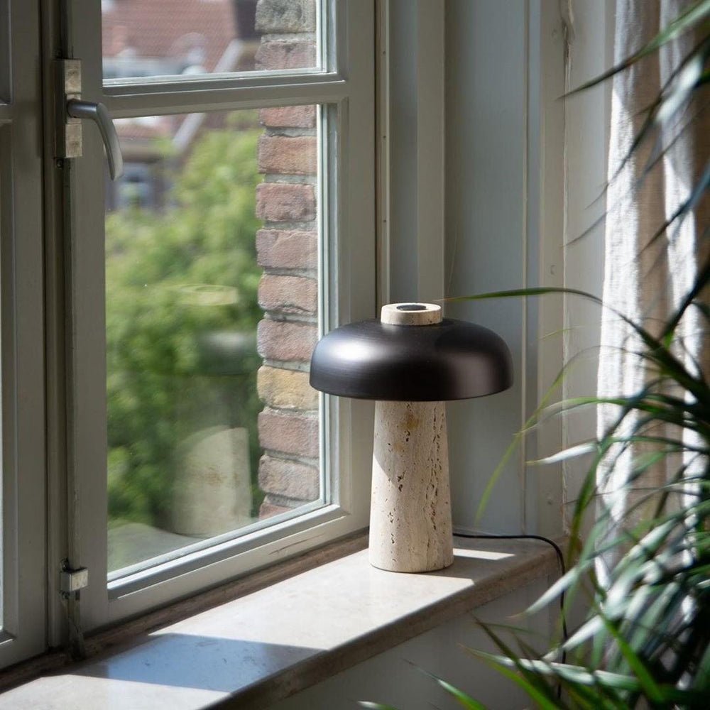 Tavivira lámpara de mesa con forma de seta en travertino