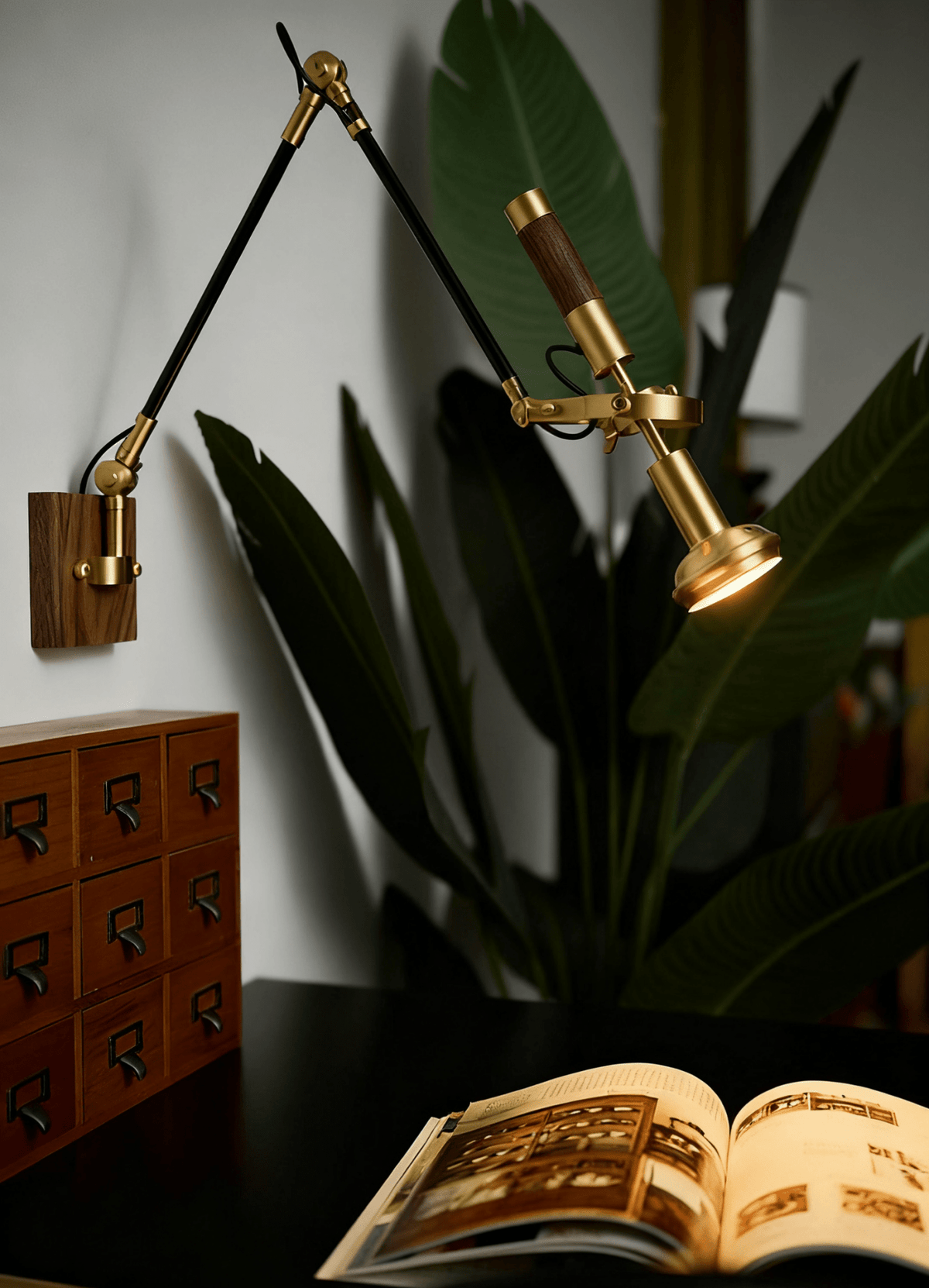 Liravo aplique de pared madera
