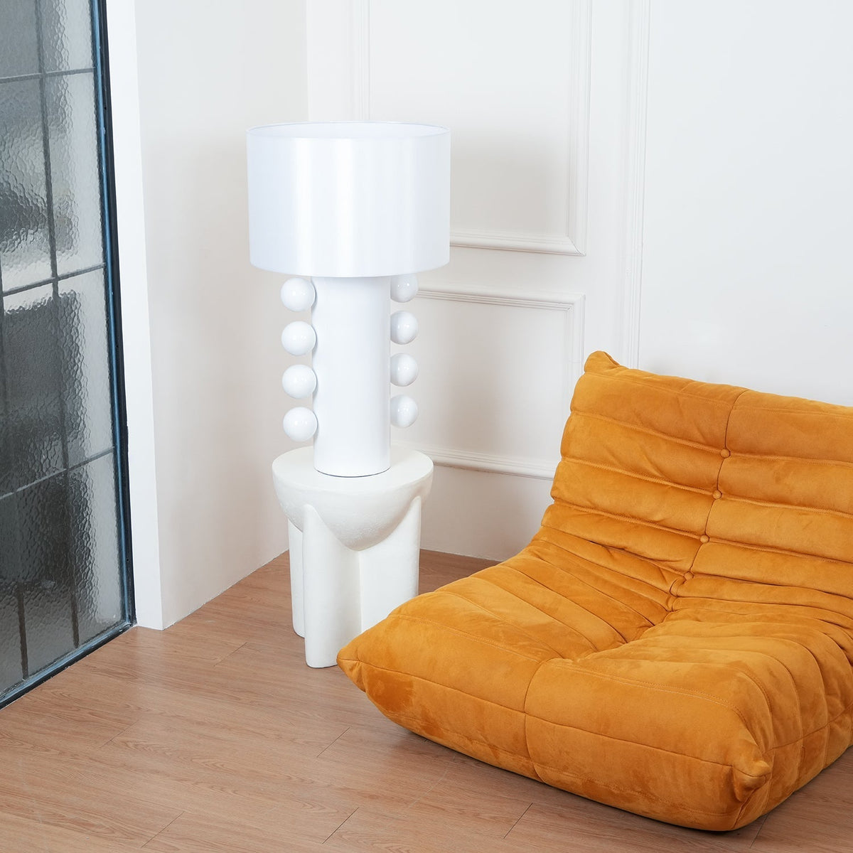 Nixu lámpara de mesa de tejido caprichosa