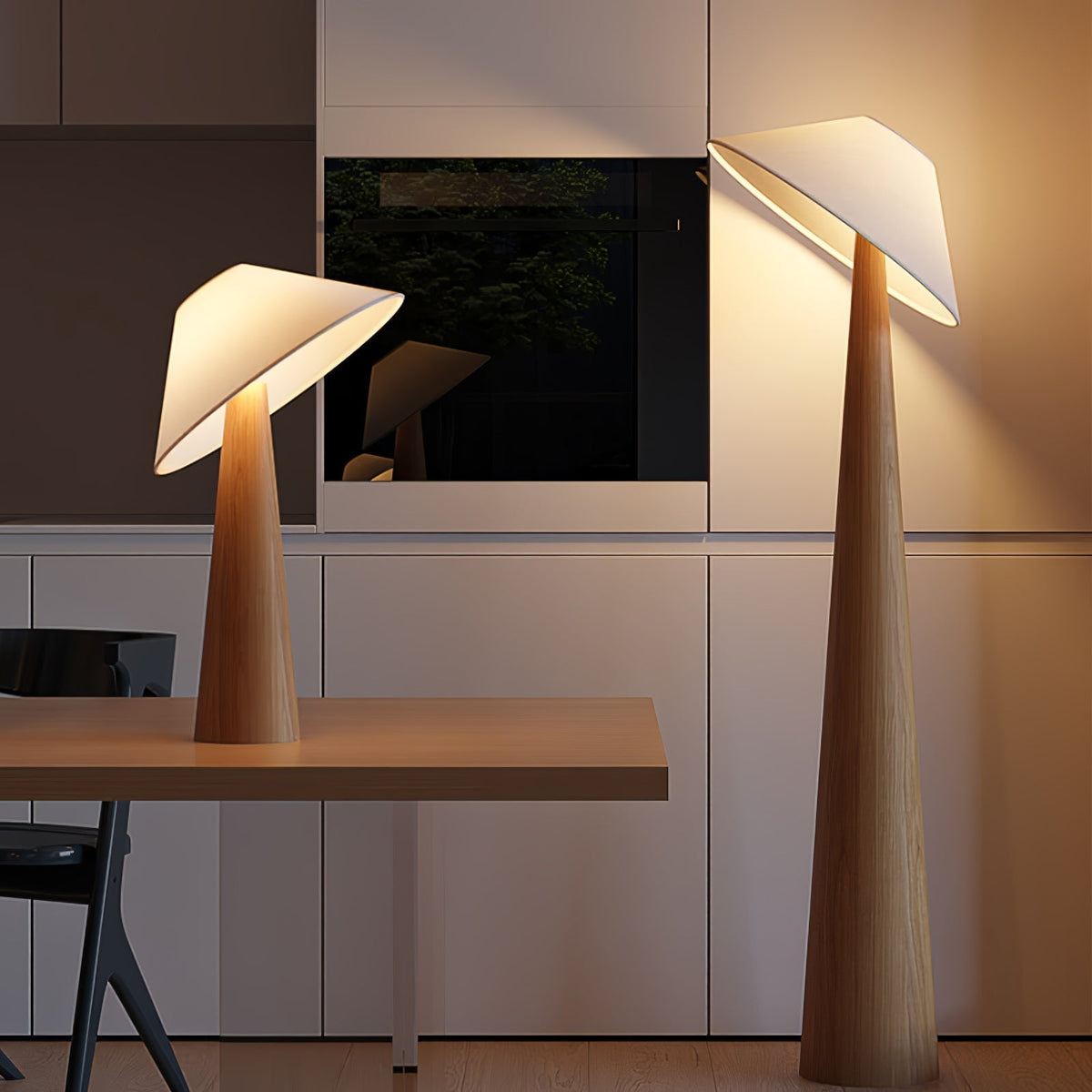 Vosile lámpara de mesa escultórica de madera