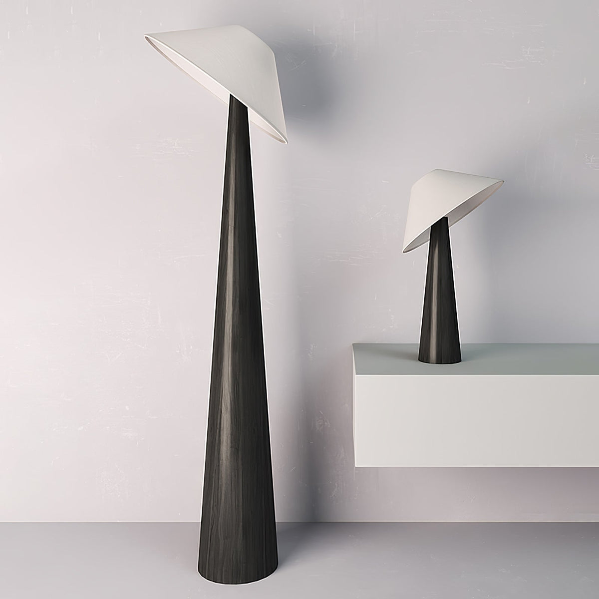 Apex lámpara de pie en madera con base cónica