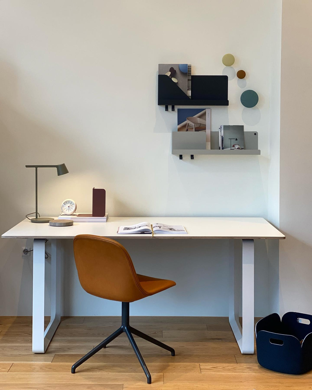 Caelthorne lámpara de mesa Core