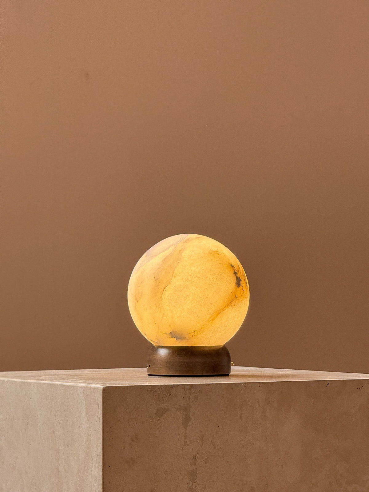 Trevi lámpara de mesa Orb portátil (recargable)