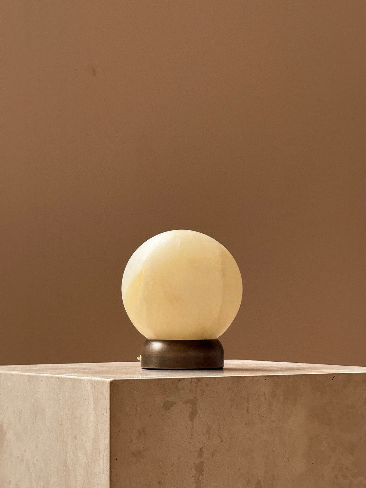 Trevi lámpara de mesa Orb portátil (recargable)