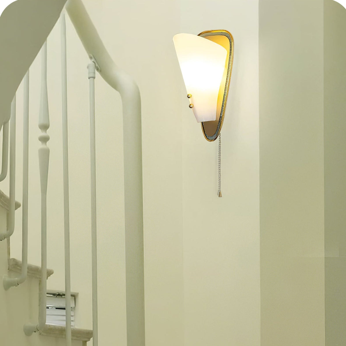 Auremont aplique de pared triangular