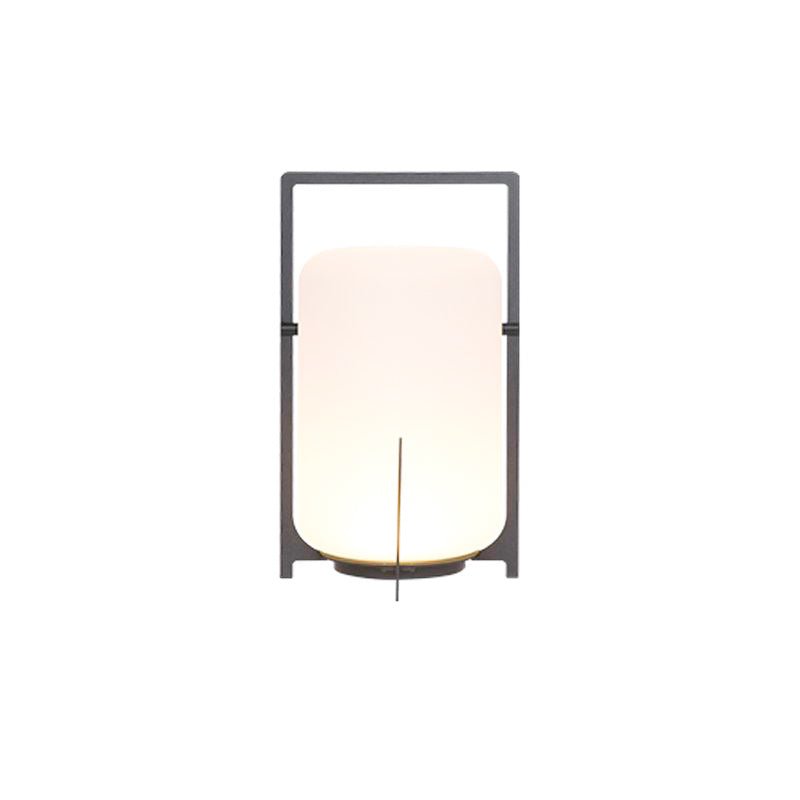 Orinenelle lámpara de mesa minimalista en acero y plástico