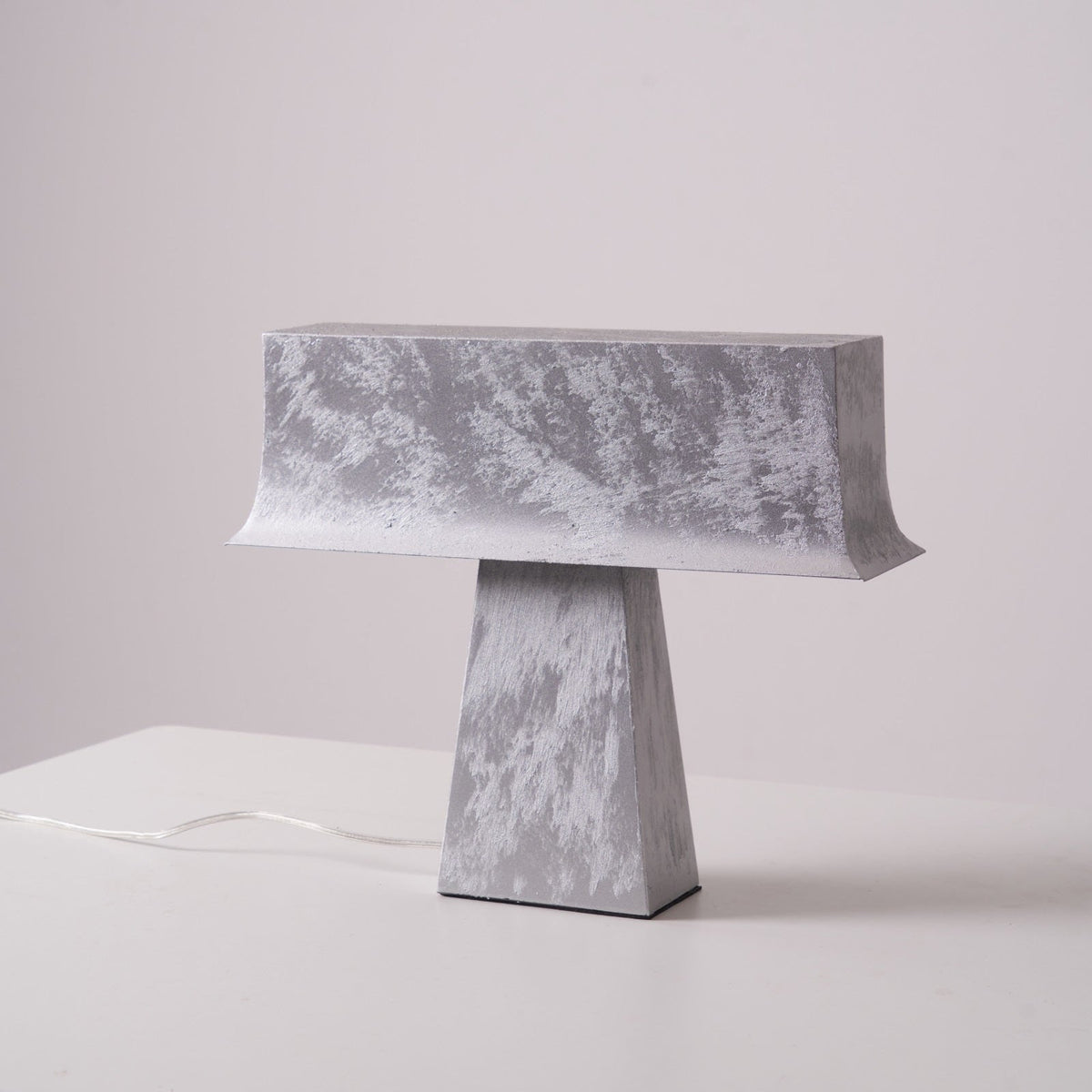 Slate lámpara de mesa minimalista