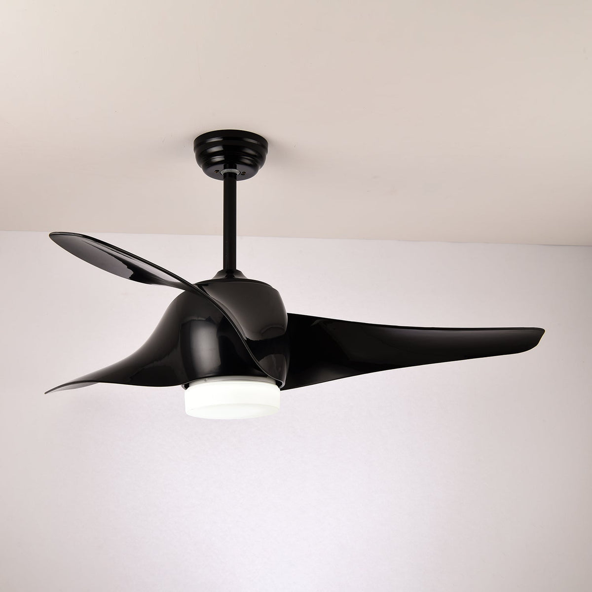 Umber ventilador de techo con luz