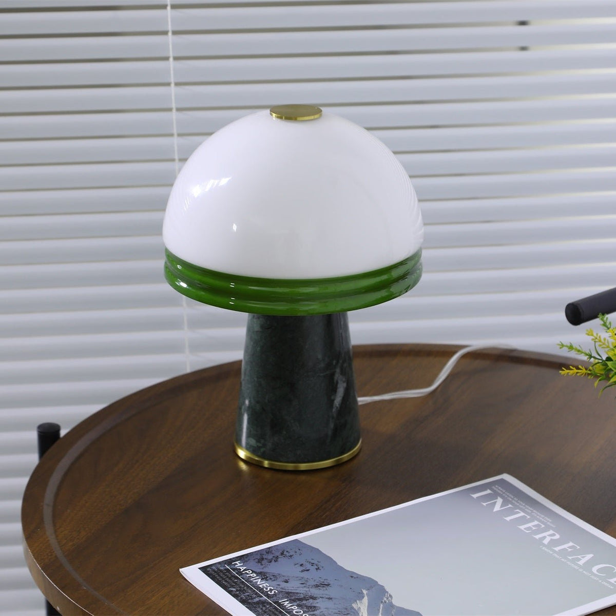 Avis lámpara de mesa cúpula pequeña
