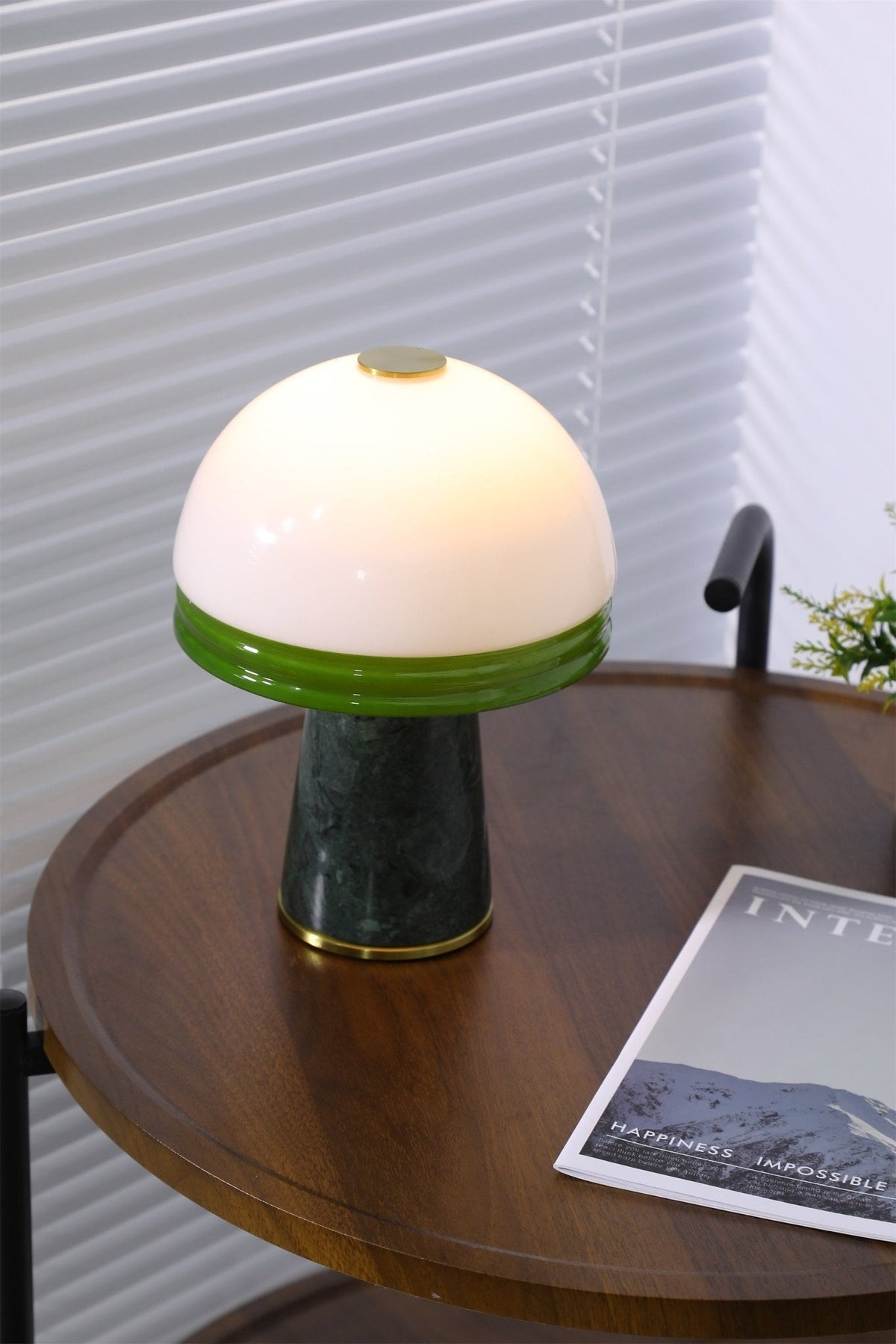 Avis lámpara de mesa cúpula pequeña