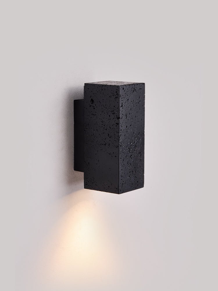 Ewan aplique de pared cuboide negro travertino