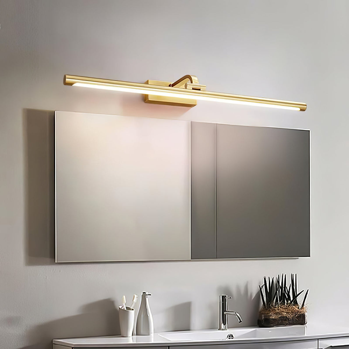 Tevelo aplique de pared minimalista de latón
