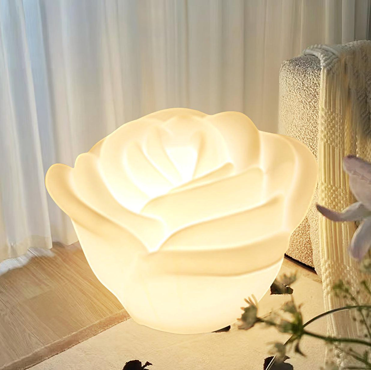 Rosebud lámpara de mesa elegante