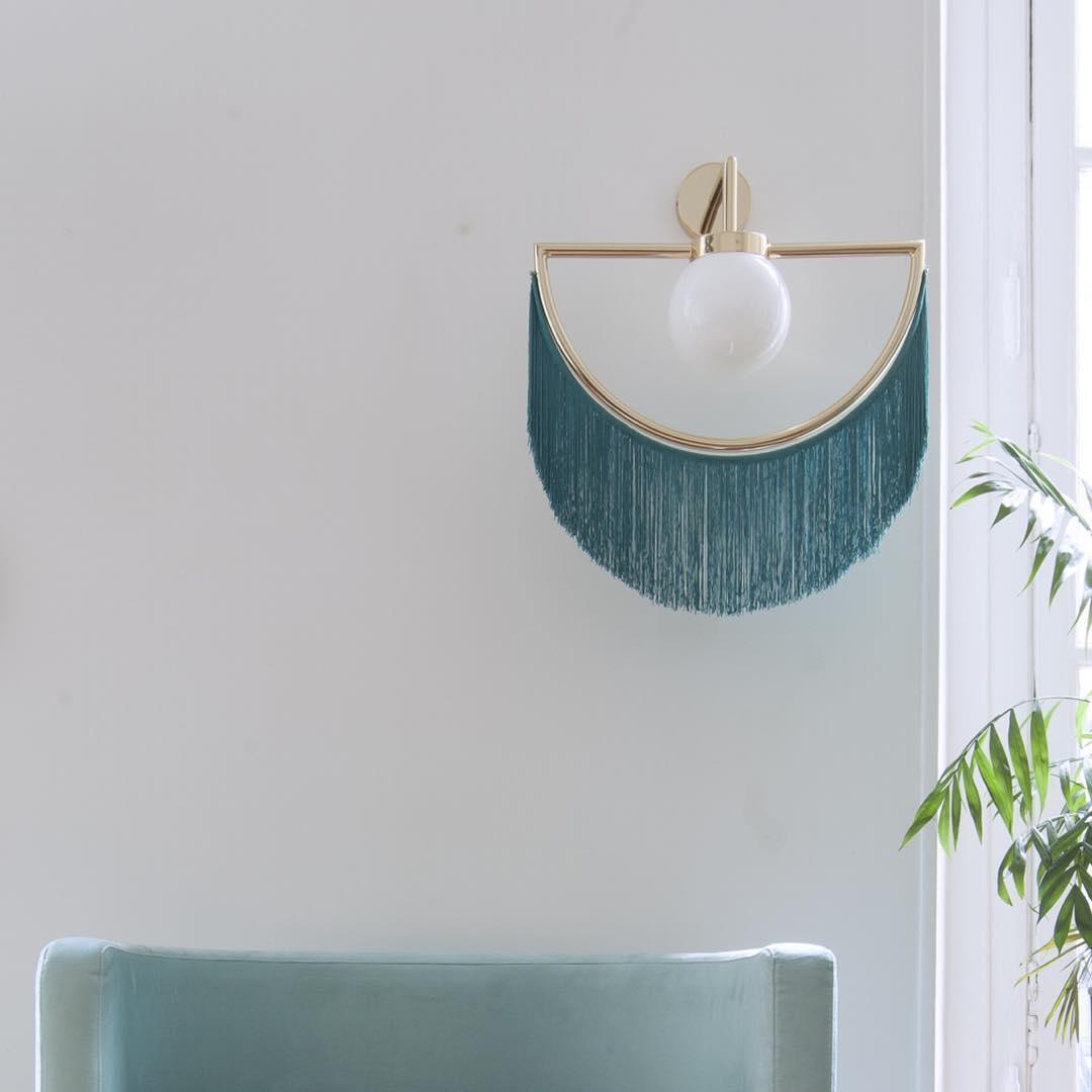 Wink aplique de pared con borlas