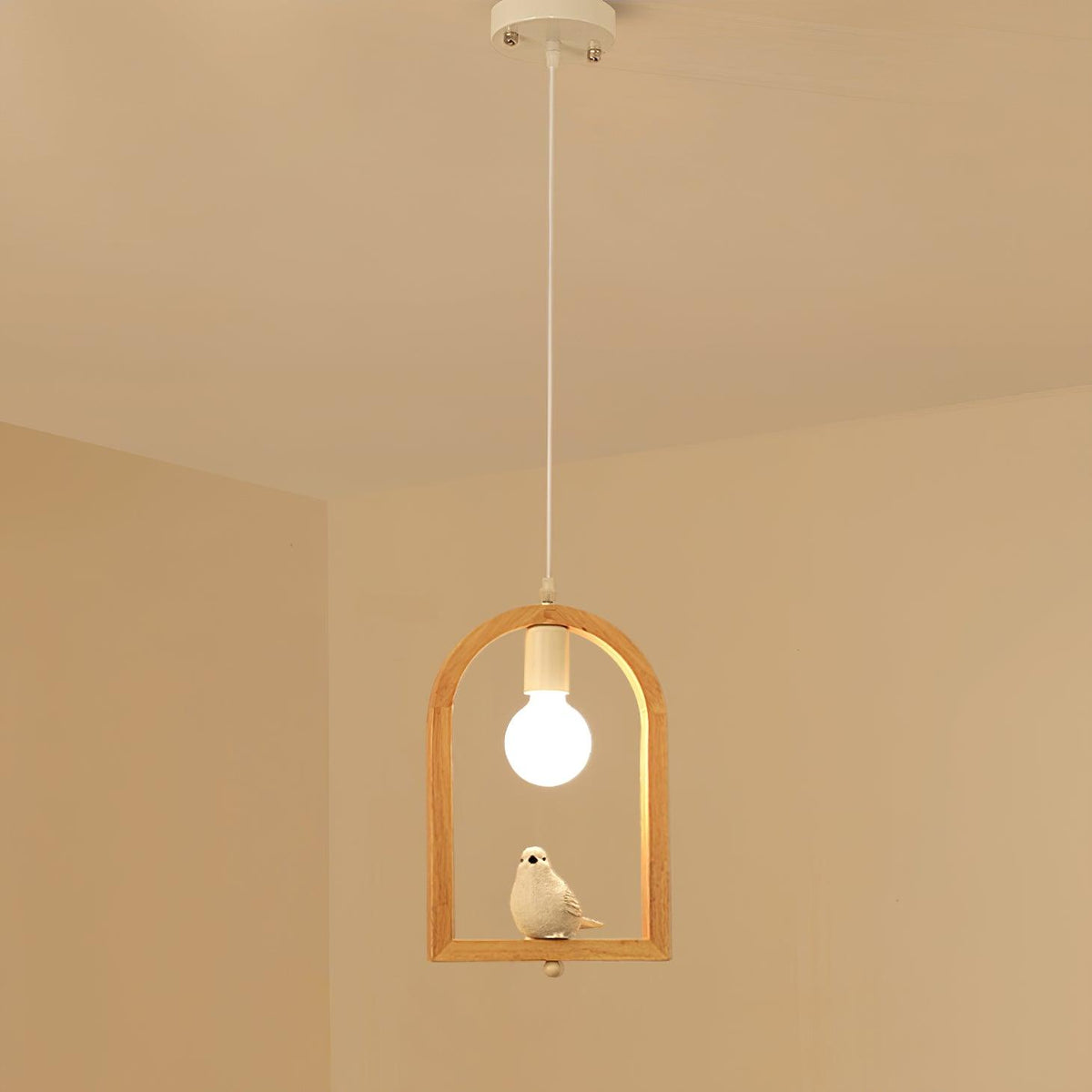 Ceda lámpara colgante de madera y resina