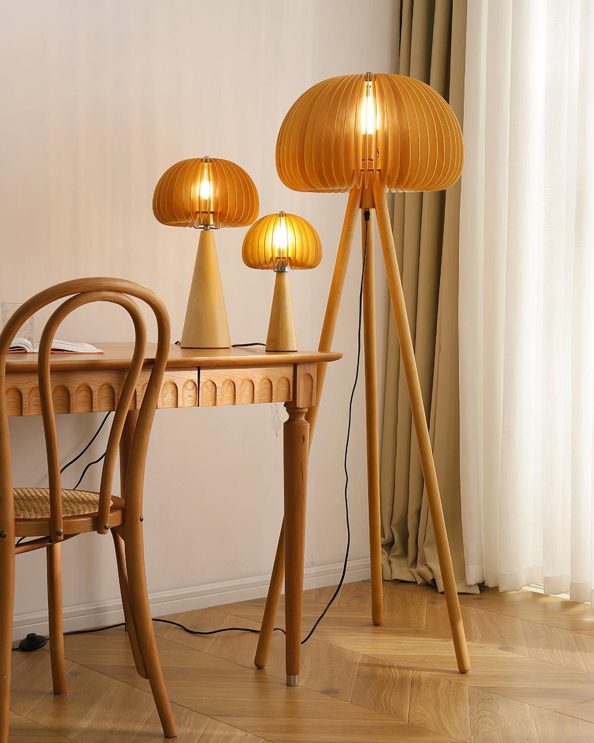 Zetalyre lámpara de pie de madera
