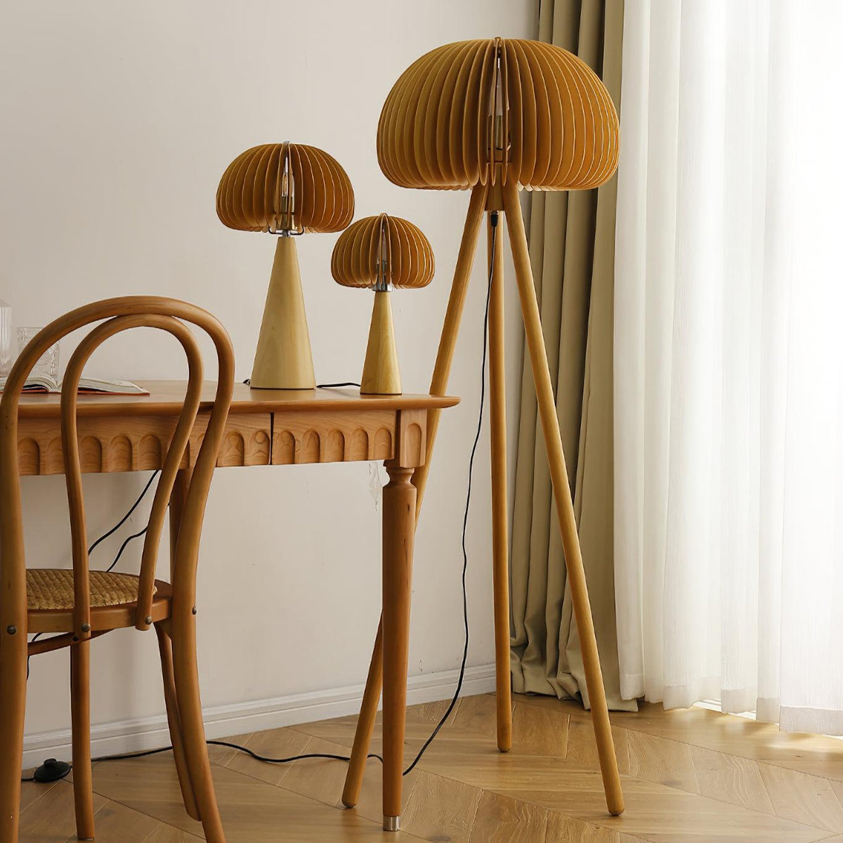 Zetalyre lámpara de pie de madera