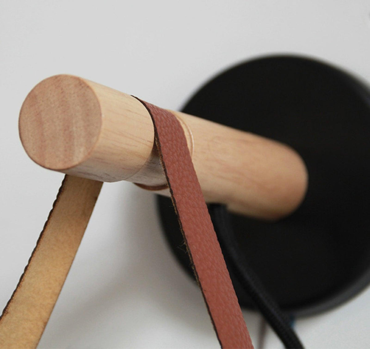Virixon aplique de pared de madera y cuero