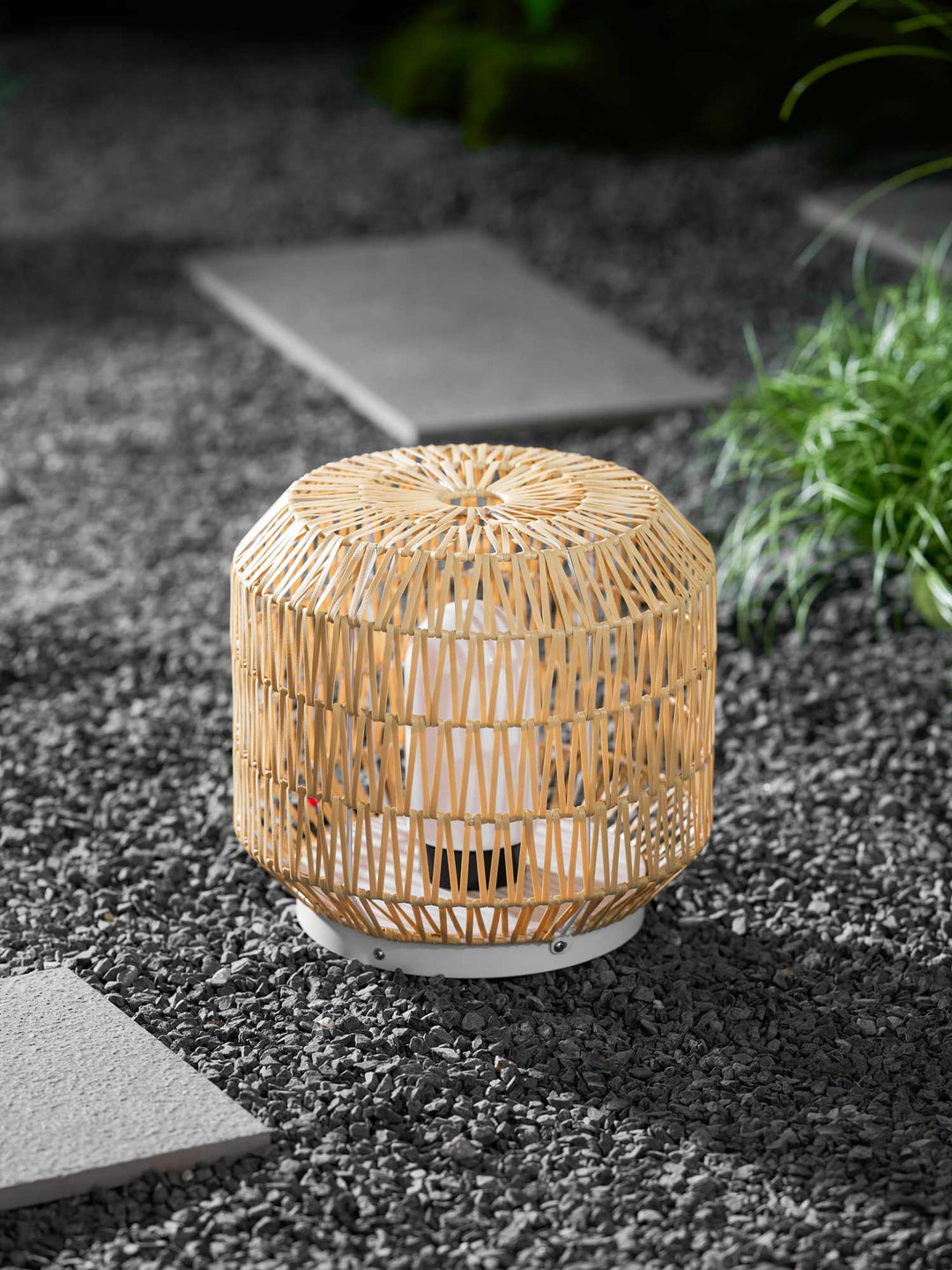 Woven Lámpara exterior de ratán