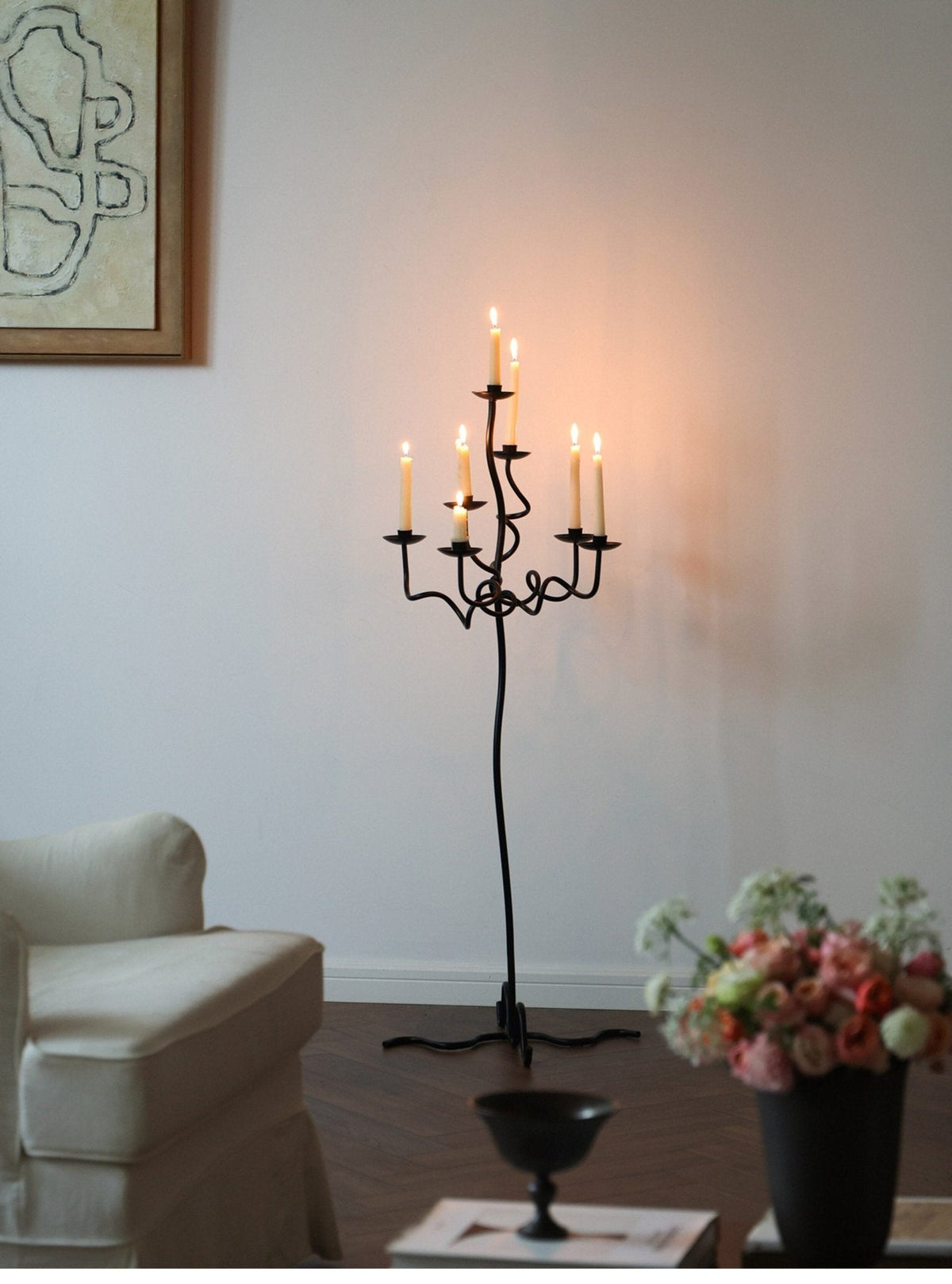 Hand lámpara de pie forjada a mano en hierro