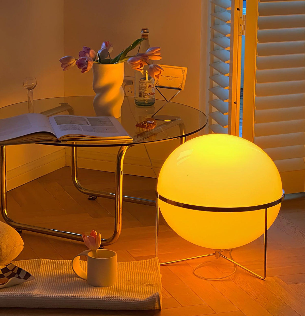 Cori lámpara de mesa minimalista