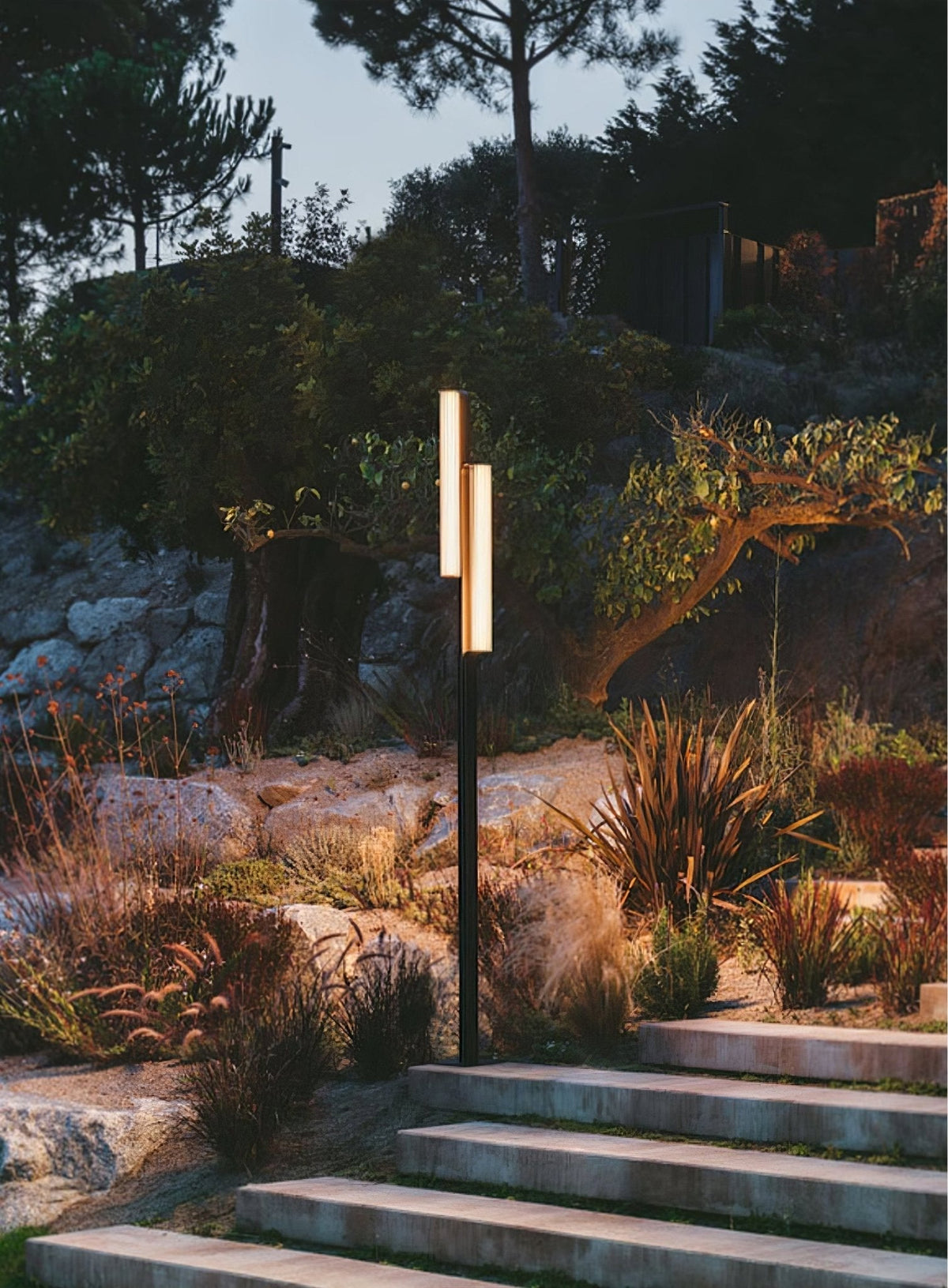 Reldax Lámpara de poste exterior Lumo Arc