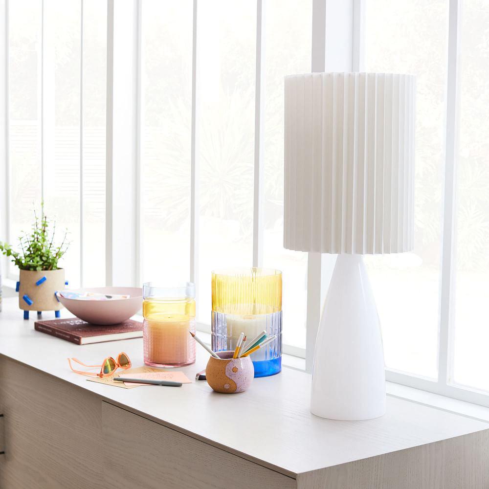 Boko lámpara de mesa minimalista de tejido