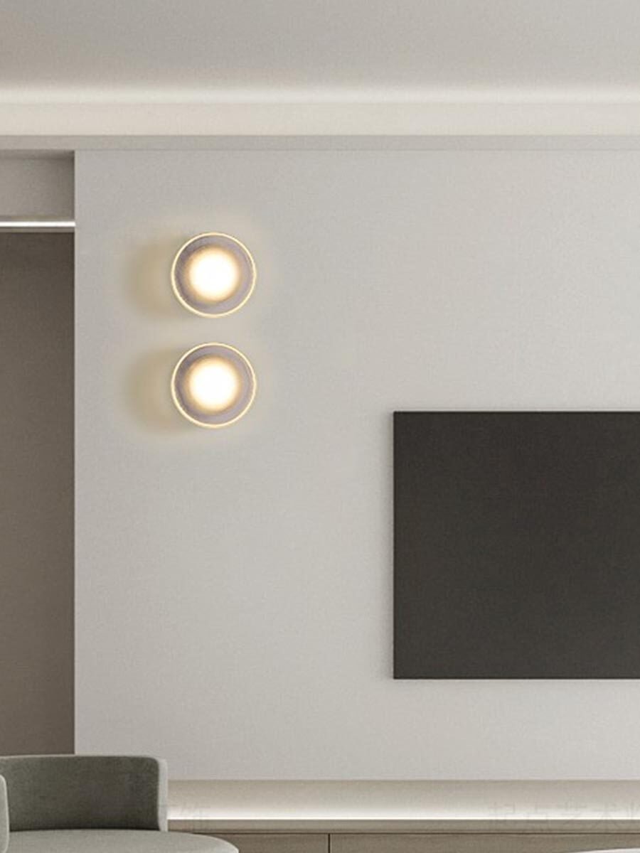 Noct aplique de pared con sombra de vidrio ribeteado