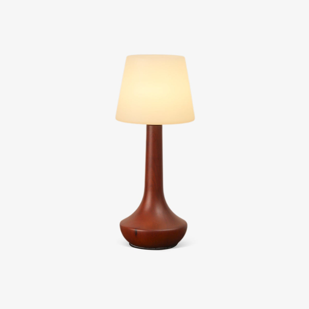 Bello lámpara de mesa de madera