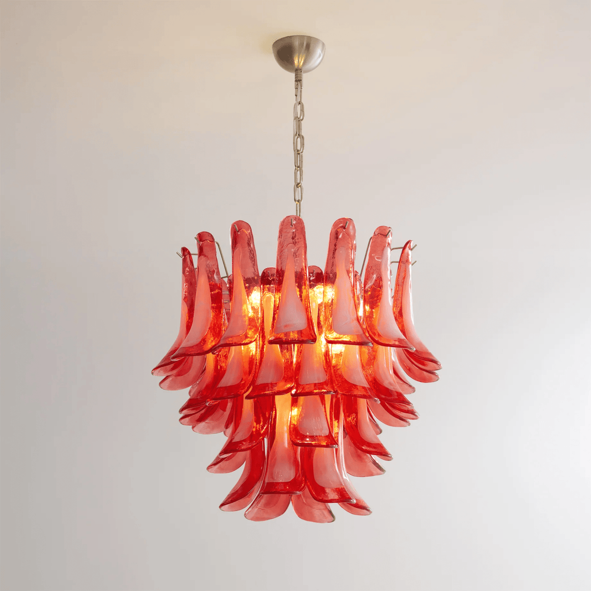Celoelle lámpara de araña Petalos de vidrio Murano en capas carmesí vintage