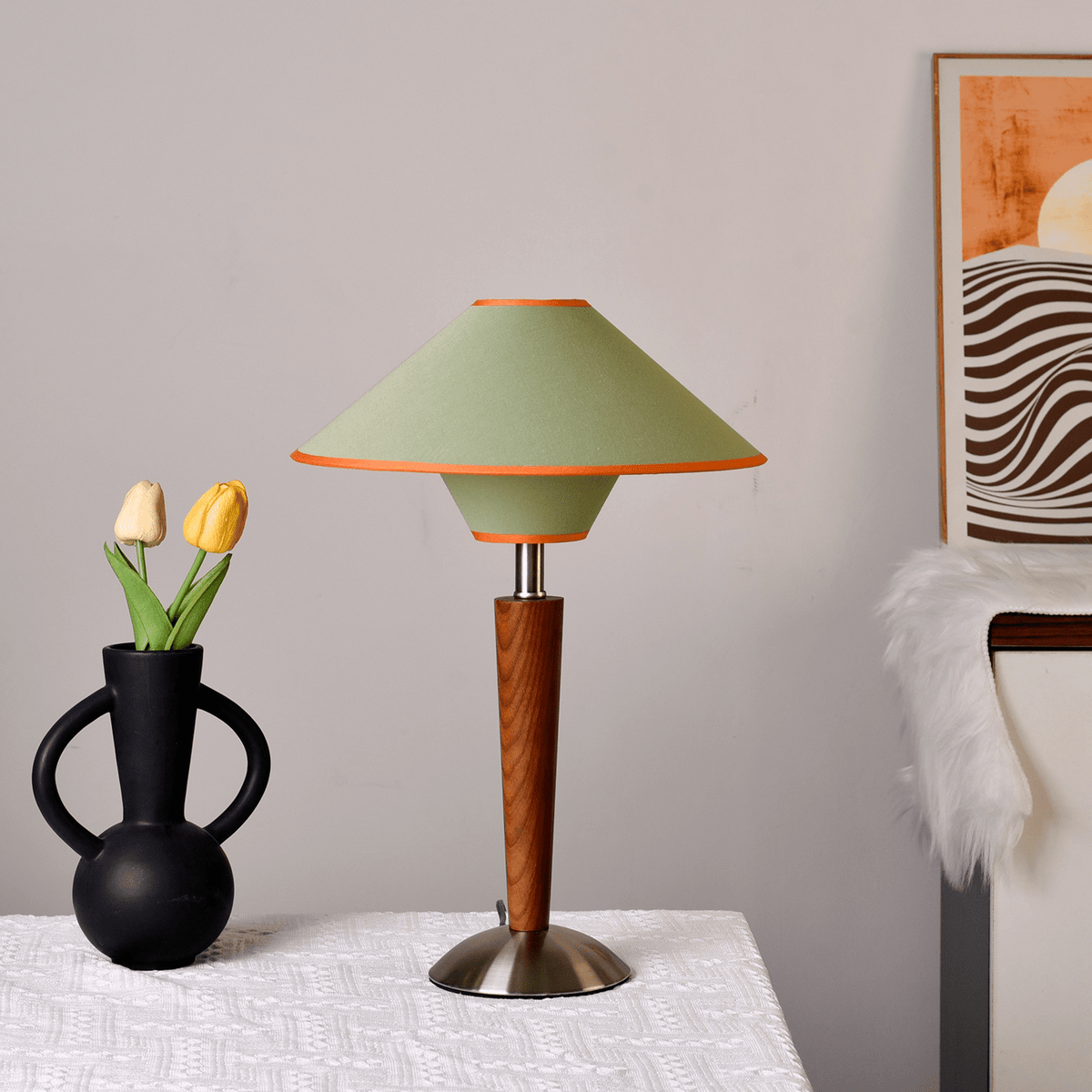 Roka lámpara de mesa Talonwood