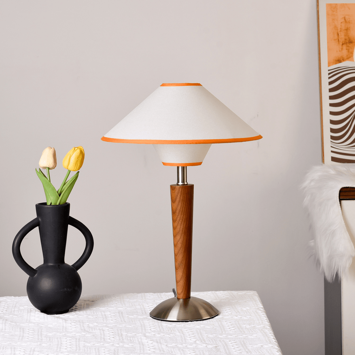 Roka lámpara de mesa Talonwood