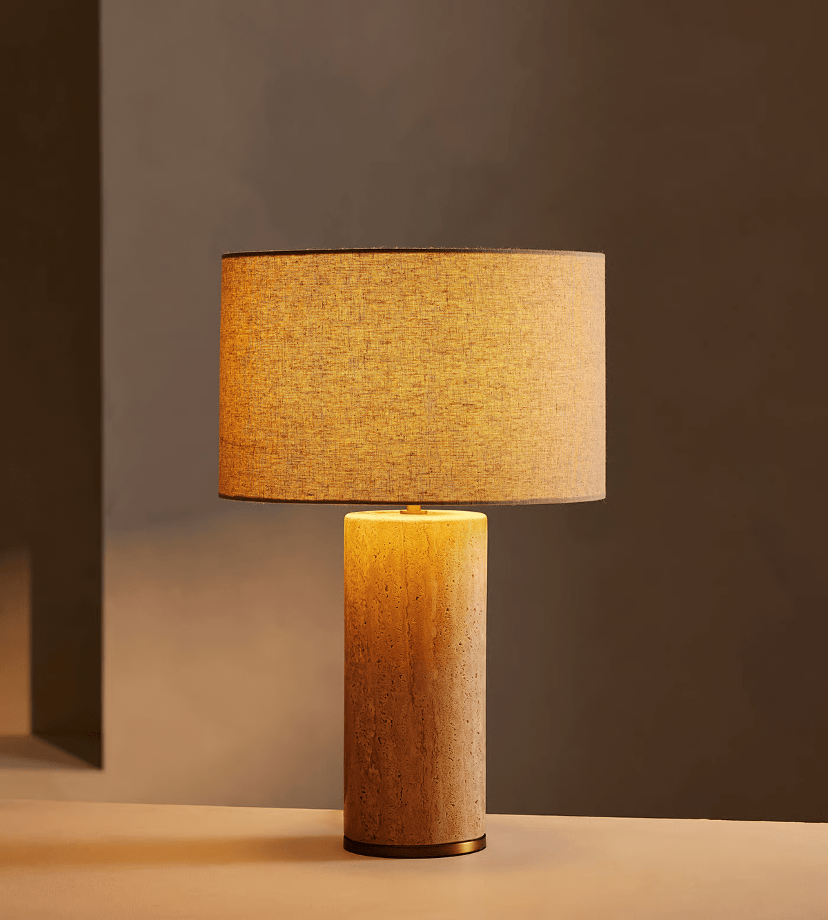Vonoryra lámpara de mesa cilíndrica de travertino