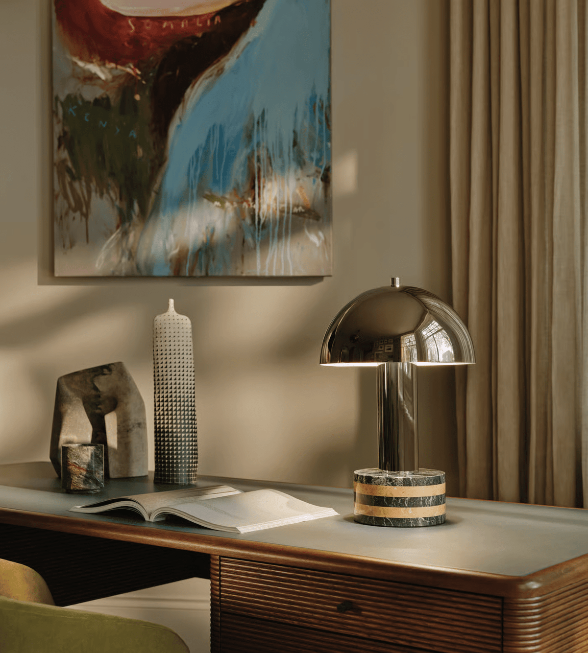 Strata lámpara de mesa minimalista en mármol