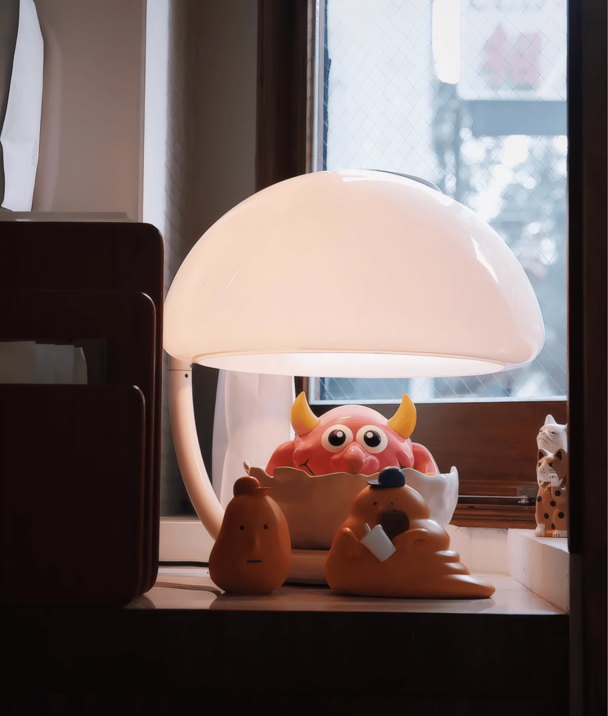 Terialielle lámpara de mesa Arc cúpula