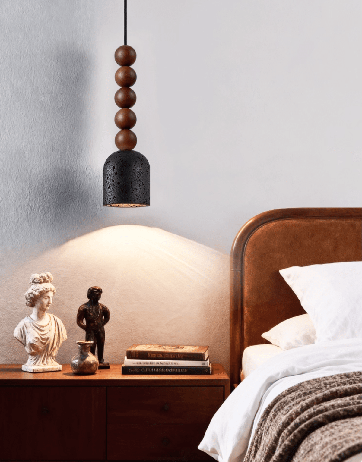 Tavirine lámpara colgante con bolas de madera y pantalla de travertino