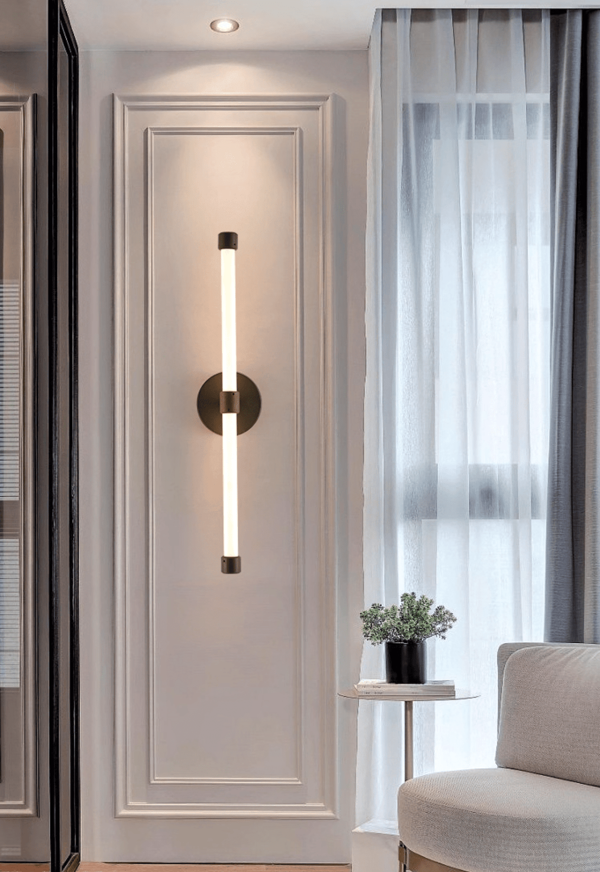 Voske aplique de pared vertical tubular minimalista en latón