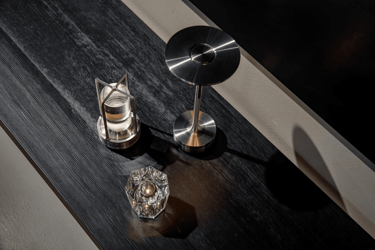 Solvane lámpara de mesa recargable
