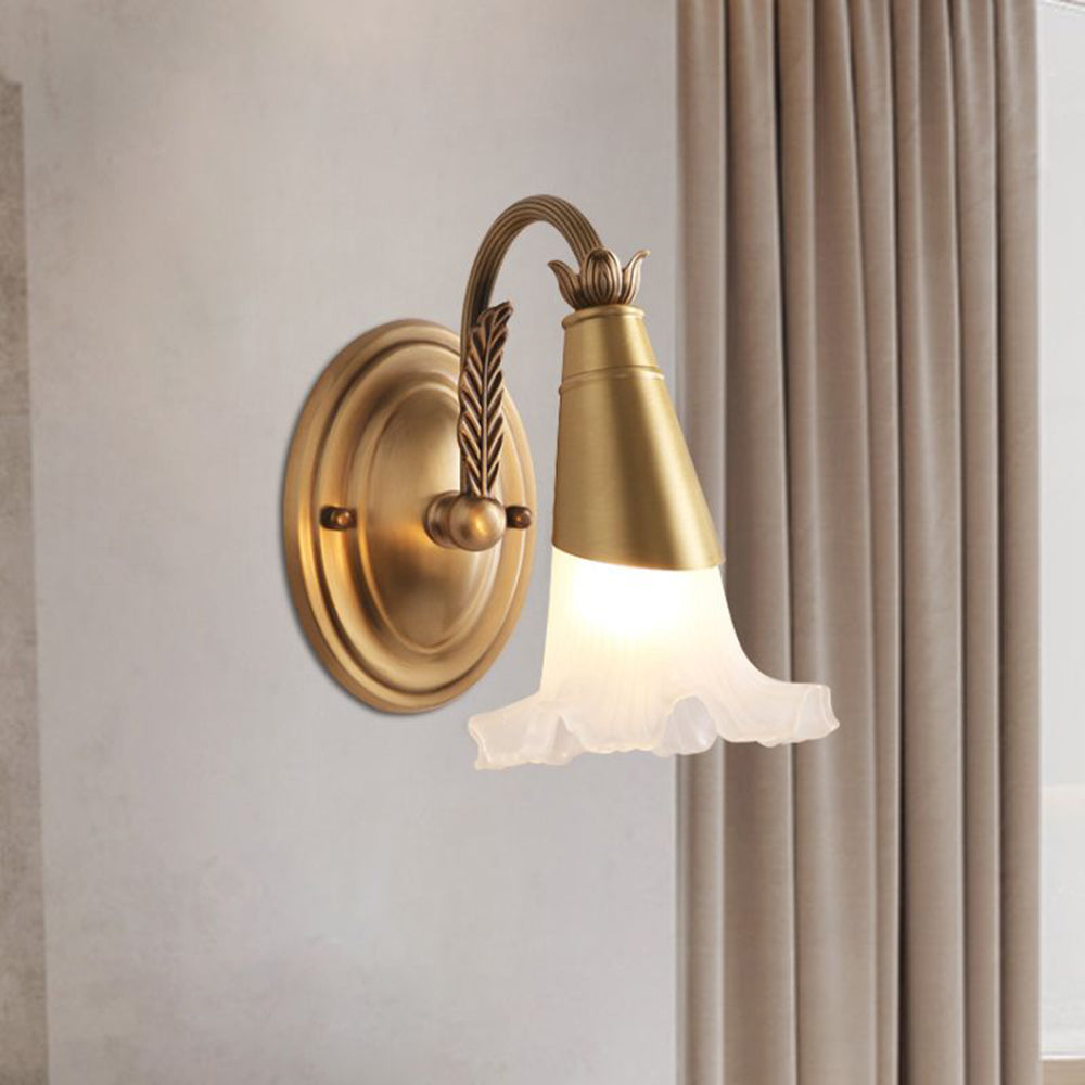 Ray Vintage Lily Flor Metal LED Aplique de Pared Dorado