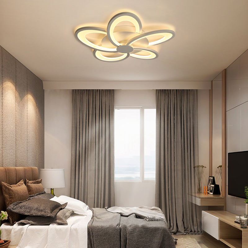 Arisha Decorativa Flor Metal Lámpara de Techo Blanca