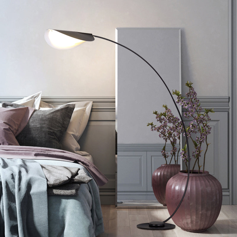 Mira Moderna Geométrica Metal LED Lámpara de Pie Negra