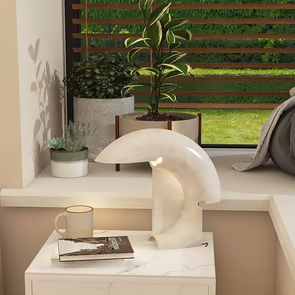 Emmy lámpara de mesa moderna de mármol