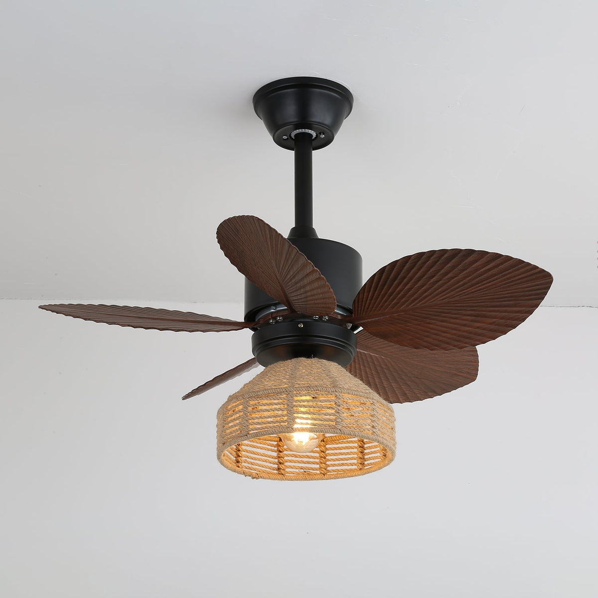 Rivora ventilador de techo con luz de ratán tropical