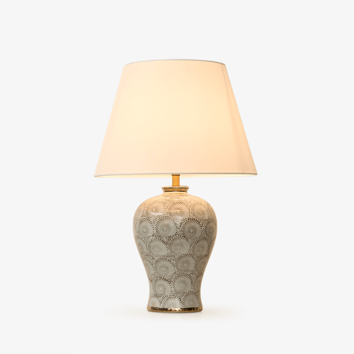 Patterned lámpara de mesa de cerámica con patrón
